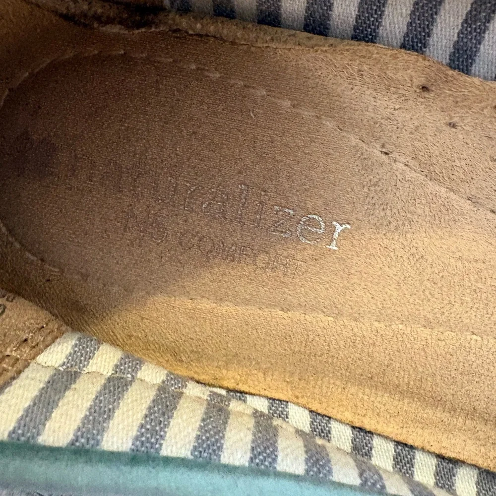 Naturalizer Aqua Leather Loafers - Picture 8 of 8